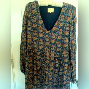 Sezane 100% silk mini dress long sleeve size 34